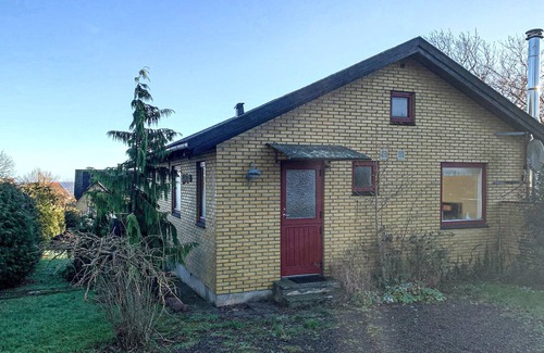 Sandvig House | Nice home in Allinge with kitchen