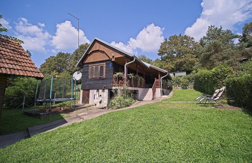 Pokupsko House | Nice home in Augustanovec