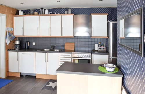 Bokn House | Nice home in Bokn with house sea view