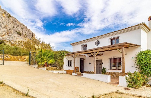 Canete la Real House | Nice home in Cañete la Real