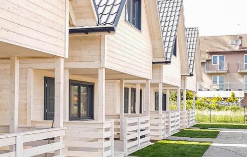 Wrzosowo House | Nice Home In Dziwnówek With Wifi