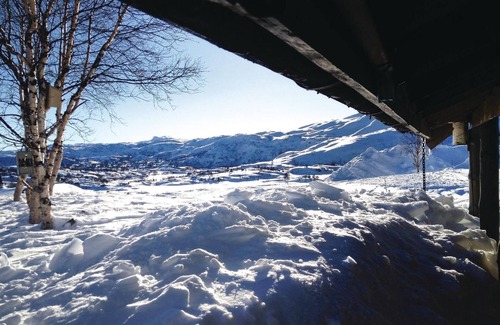 Vinje House | Nice home in Edland with sauna