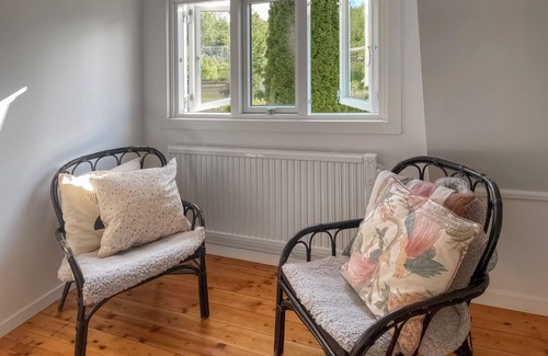 Edsbruk House | Nice home in Edsbruk with kitchen