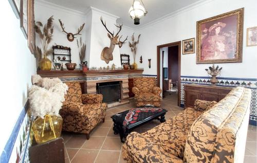 El Rocio House | Nice Home In El Rocio Almonte