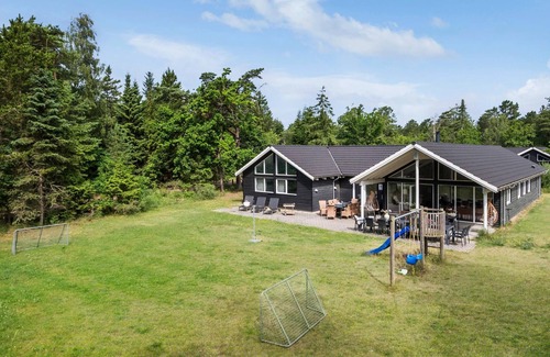 Frederiksvaerk House | Nice home in Frederiksværk with sauna