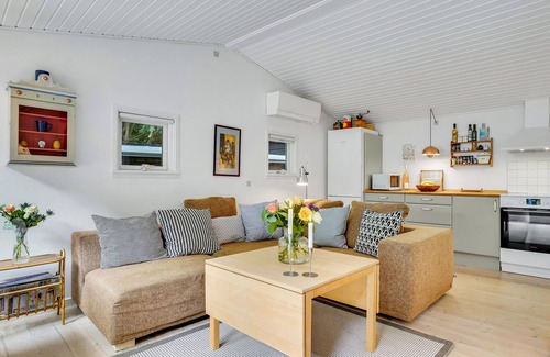 Asserbo House | Nice home in Frederiksværk with WiFi