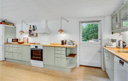 Asserbo House | Nice Home In Frederiksværk With Wifi