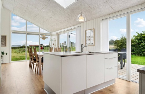 Frørup House | Nice home in Frørup with kitchen