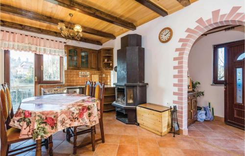 Fuzine House | Nice Home In Fuzine With Kitchen
