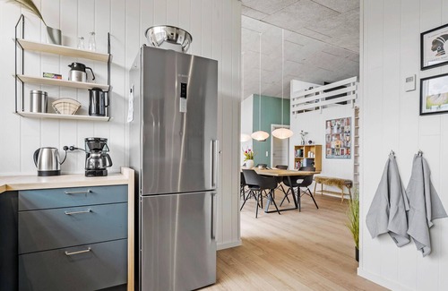 Kelstrup House | Nice home in Haderslev with kitchen