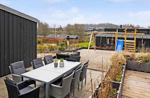 Kelstrup House | Nice home in Haderslev with kitchen