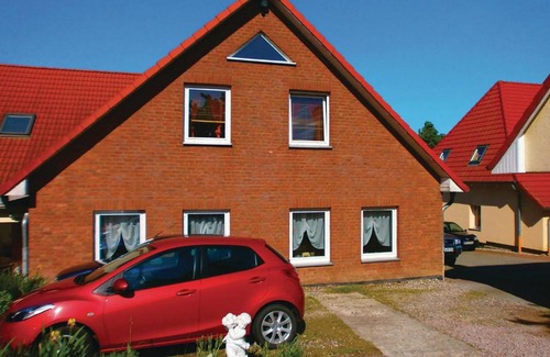 Satow House | Nice home in Hanstorf with 5 Bedrooms and WiFi