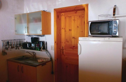 Satow House | Nice home in Hanstorf with 5 Bedrooms and WiFi