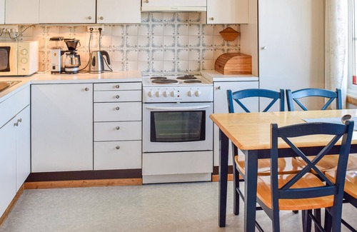 Gjovik House | Nice home in Hunndal with lake view