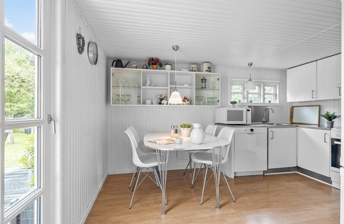 Juelsminde House | Nice home in Juelsminde with WiFi