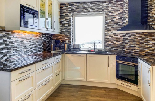 Bogoyvaer House | Nice home in Kverva with WiFi