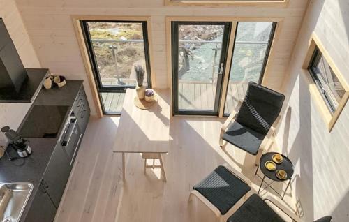 Bjugn House | Nice Home In Lysøysundet With Wifi