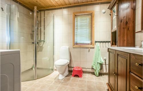 Verran House | Nice Home In Malm With Lake View