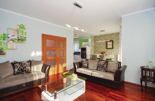 Sarsoni House | Nice home in Matulji with kitchen