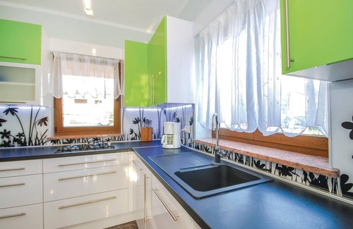 Sarsoni House | Nice home in Matulji with kitchen