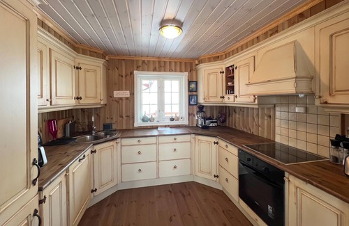 Nordre Land House | Nice home in Nord-Torpa with sauna