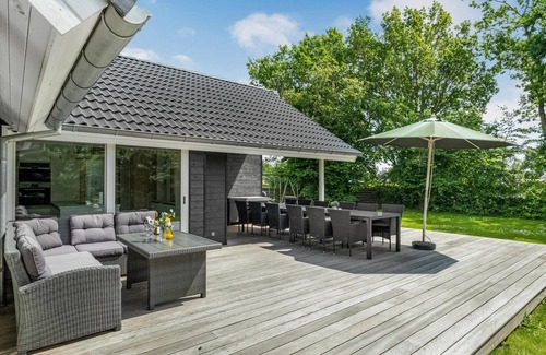 Saksild Strand House | Nice home in Odder with kitchen