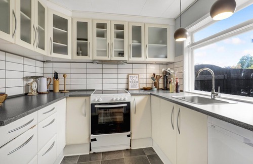 Ronne House | Nice home in Rønne with kitchen