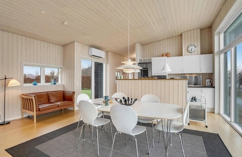 Skive Municipality House | Nice home in Roslev with house sea view
