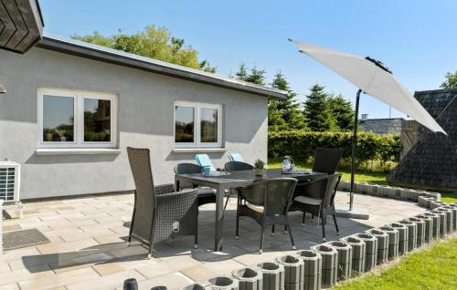 Ronbjerg House | Nice Home In Roslev With Wifi