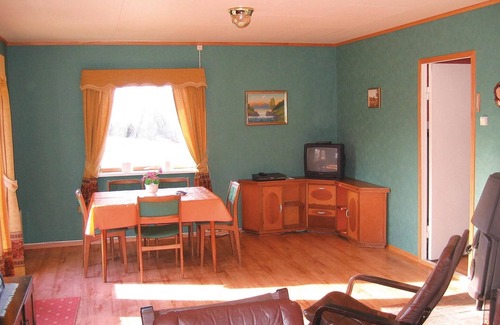 Ha House | Nice home in Sirevåg with kitchen