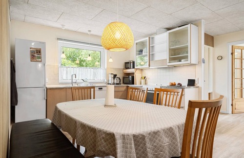 Ringkøbing-Skjern Municipality House | Nice home in Skjern with WiFi