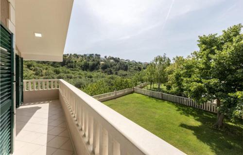 Solin House | Nice Home In Solin With Wifi