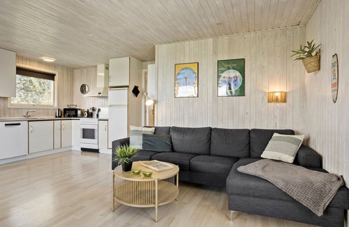 Thyholm House | Nice home in Thyholm with WiFi