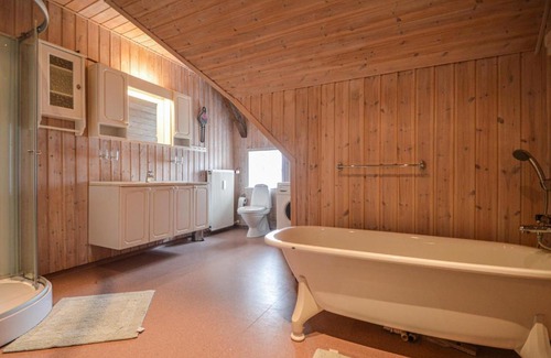 Tonder House | Nice home in Tønder w/ Sauna, WiFi and 2 Bedrooms
