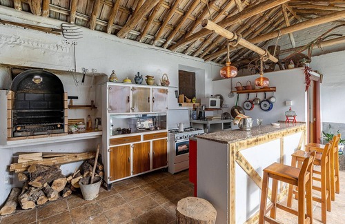 Pinos Puente House | Nice home in Trasmulas, Granada