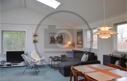 Vejby House | Nice Home In Vejby With Kitchen