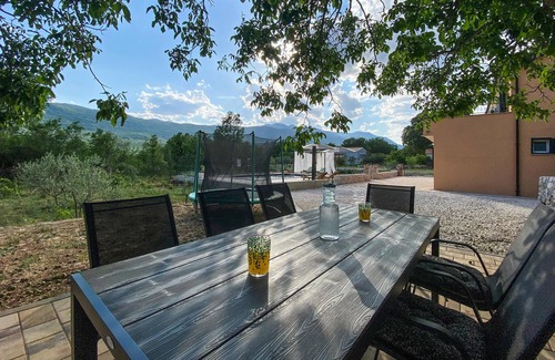 Cove Tri Zala (Zrnovo) House | Nice home in Vrgorac with WiFi