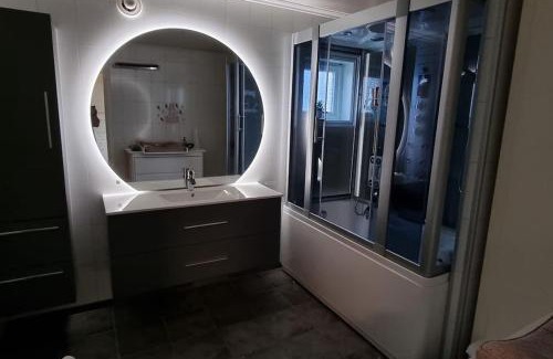 Skjervoy Apartment | Nice house with a great view!