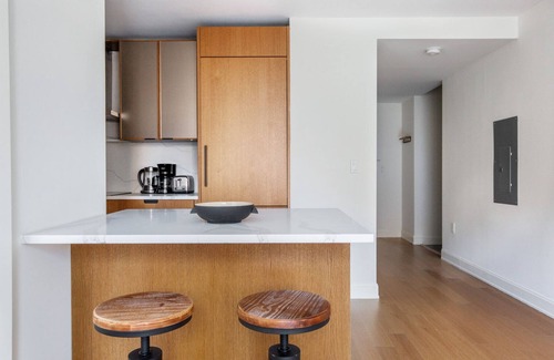 Sutton Place Apartment | Nice Midtown East 2BR w/Doorman & Gym, nr Sutton Park, by Blueground