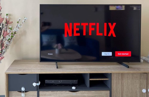 Kuala Lumpur Condo | Nice Pool View 3BR Near Desa Park / Mont Kiara