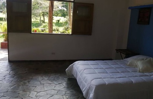 Quimbaya House | Nice Suite With Hamaca And Balcony In Front Of Panaca