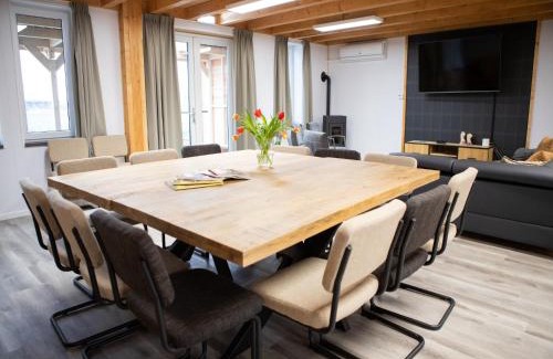Municipality of Oirschot House | Nice Tiny Home located next to its own food forest