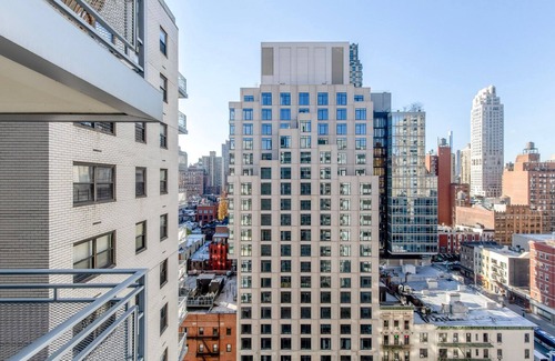 Upper East Side Apartment | Nice UES 1BR w/Gym & pool, by Blueground