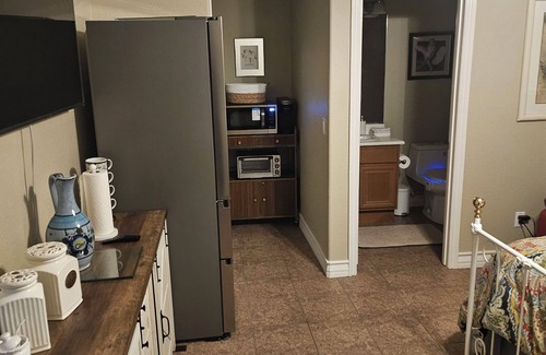 Banning Apartment | Nicola's Perfect Place, a charming studio with AC in fabulous Banning CA