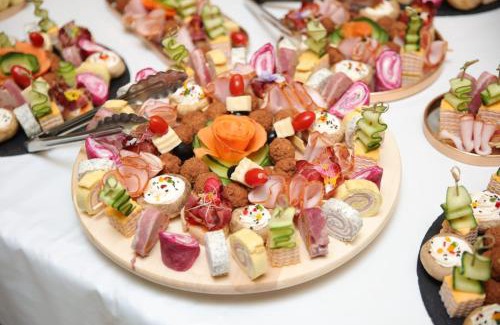 Tritenii de Jos Hotel | Nicolas