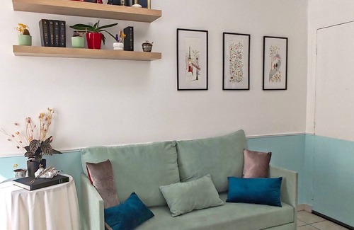 Hopital Saint-Louis Apartment | Nid Douillet et Lumineux