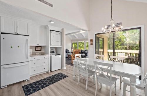 Night Heron House | Night Heron 64