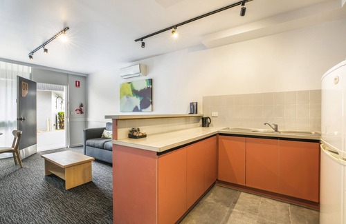 Chadstone Hotel | Nightcap at Matthew Flinders Hotel