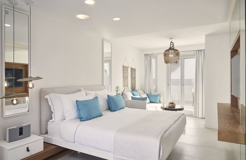 Agia Paraskevi Hotel | Nikki Beach Resort & Spa Santorini