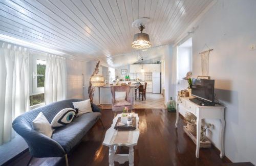 Koutsi House | NIKOLETTA